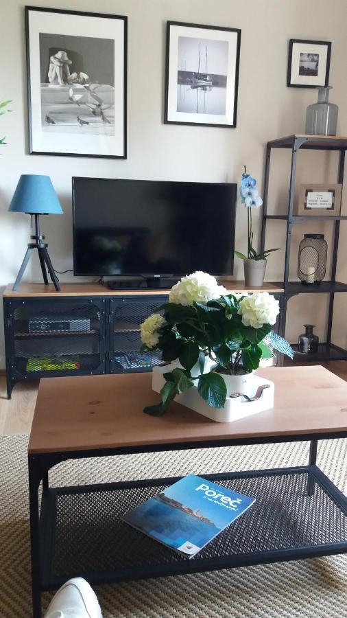 New City Center Design Apartment Пореч Екстериор снимка